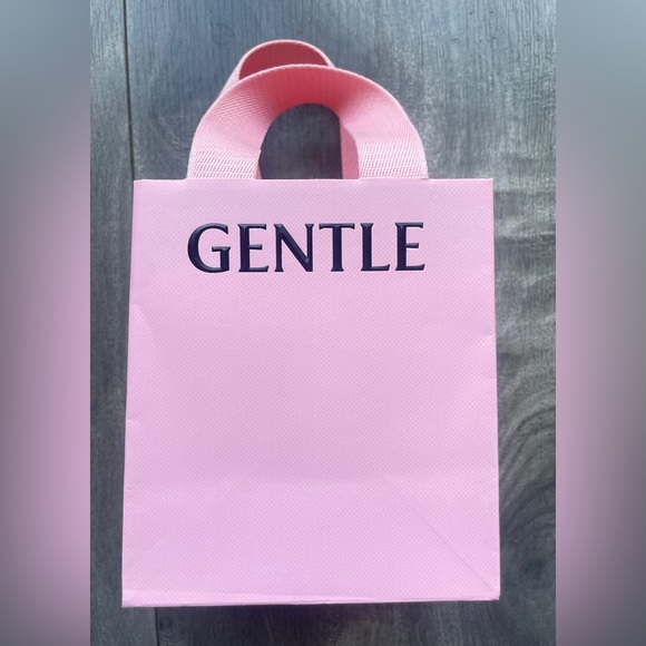 NEW COOING CHARM w/BOX Gentle Monster X Jennie Salon USA SELLER DTLA w/ RECEIPT - Picture 5 of 5